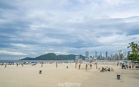 Apto c/ 1Q 100m da Praia Central - BC - EDG403